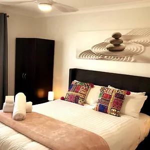  Apartment West Lagoon 123 - Location & Views!!! Australia